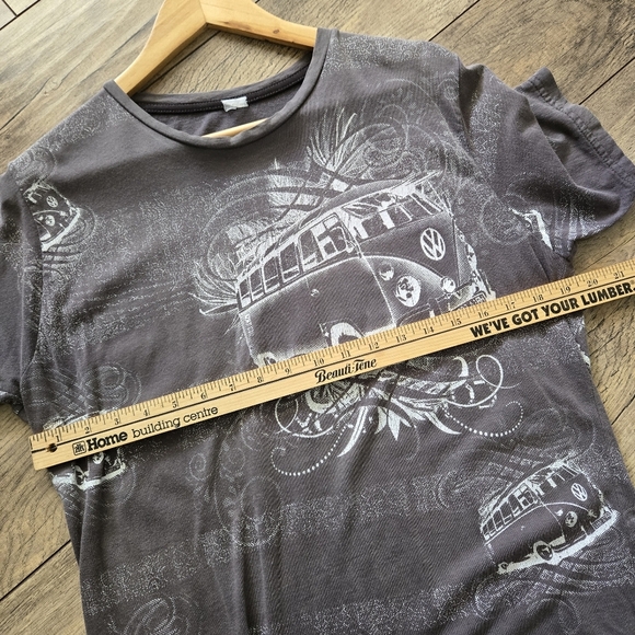 VW Bus - Volkswagen Gray Graphic Men’s Shirt, See Pic Mesurements, Medium? - Picture 5 of 6